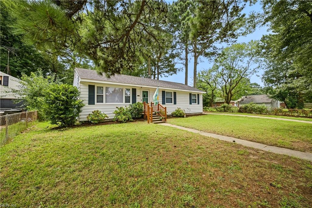 3421 W Weaver Rd Property Photo 2