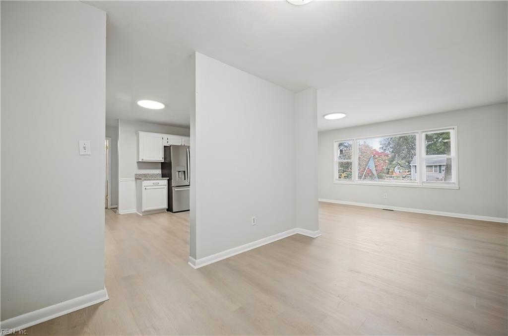 3421 W Weaver Rd Property Photo 10