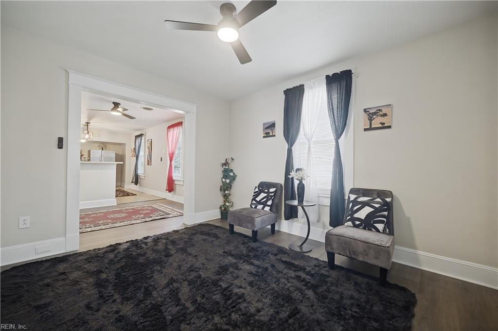 3125 Dunkirk Ave Property Photo 2