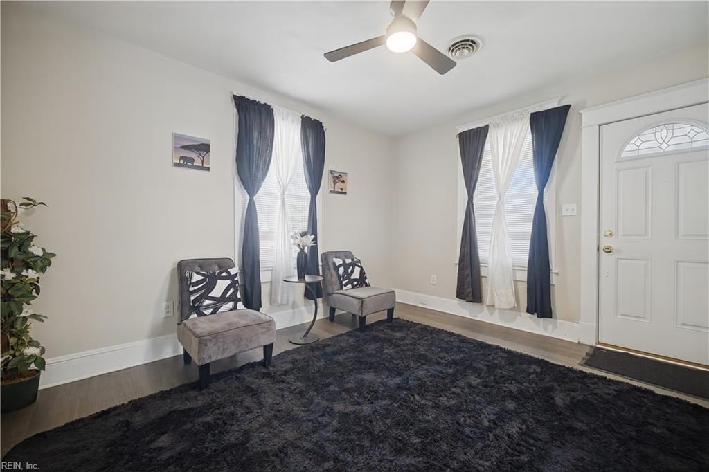 3125 Dunkirk Ave Property Photo 6