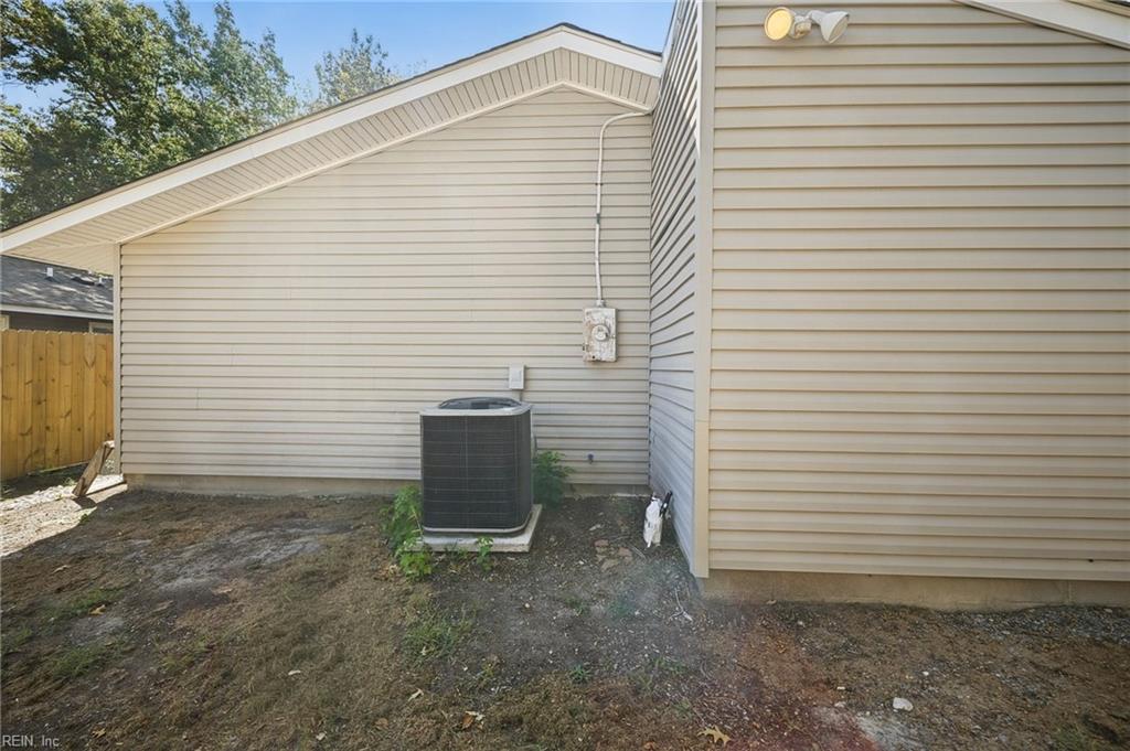 3516 Champlain Ln Property Photo 22