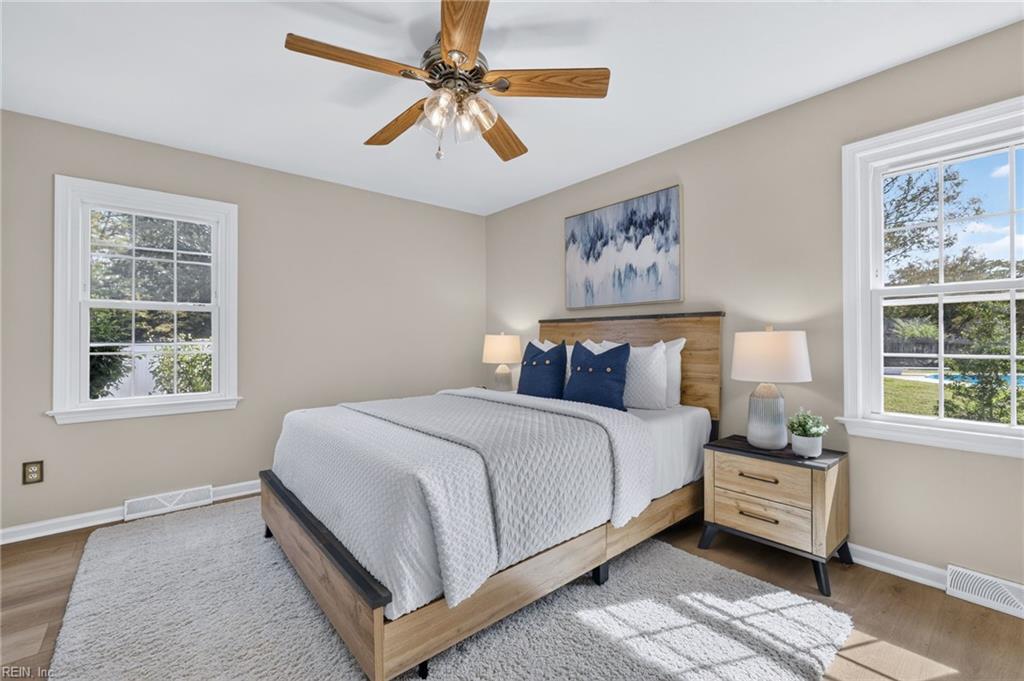 403 Caravelle Ct N Property Photo 17