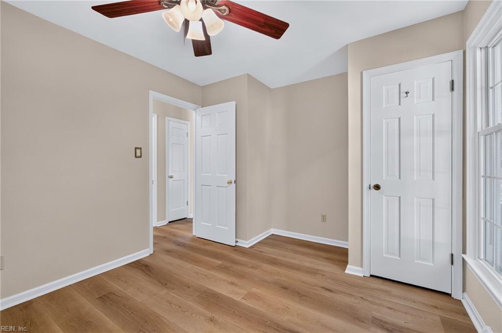 403 Caravelle Ct N Property Photo 21