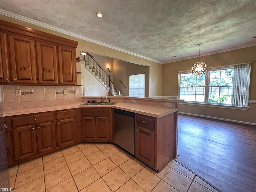 4447 Rivermill Ct Property Photo 9