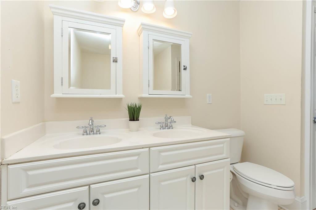 822 W Ocean View Ave Property Photo 35