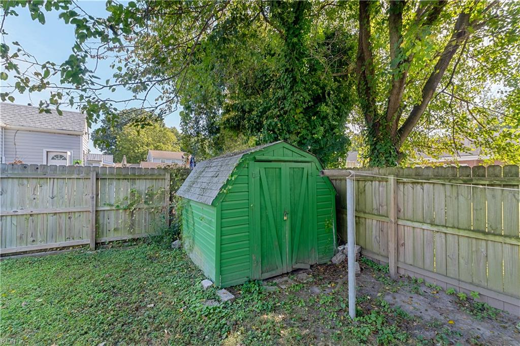 5239 Norvella Ave Property Photo 25