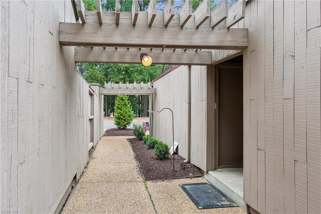 104 Harrops Gln Property Photo 2
