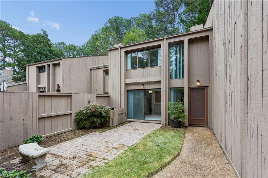 104 Harrops Gln Property Photo 3