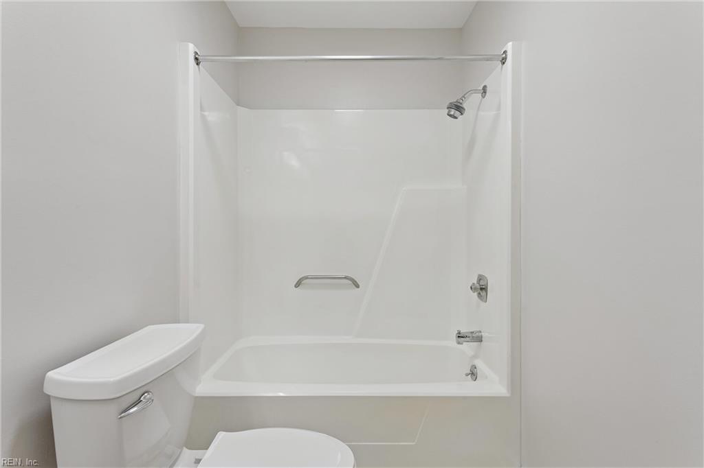 104 Harrops Gln Property Photo 24