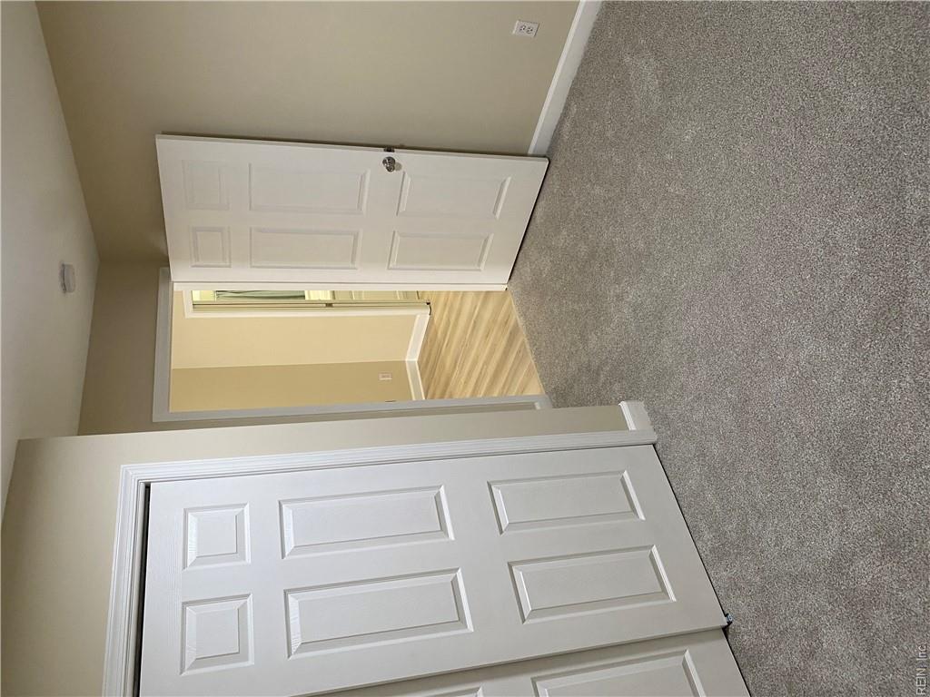 2500 Greenwood Dr Property Photo 48