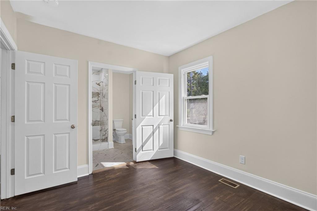 2801 Bapaume Ave Property Photo 13
