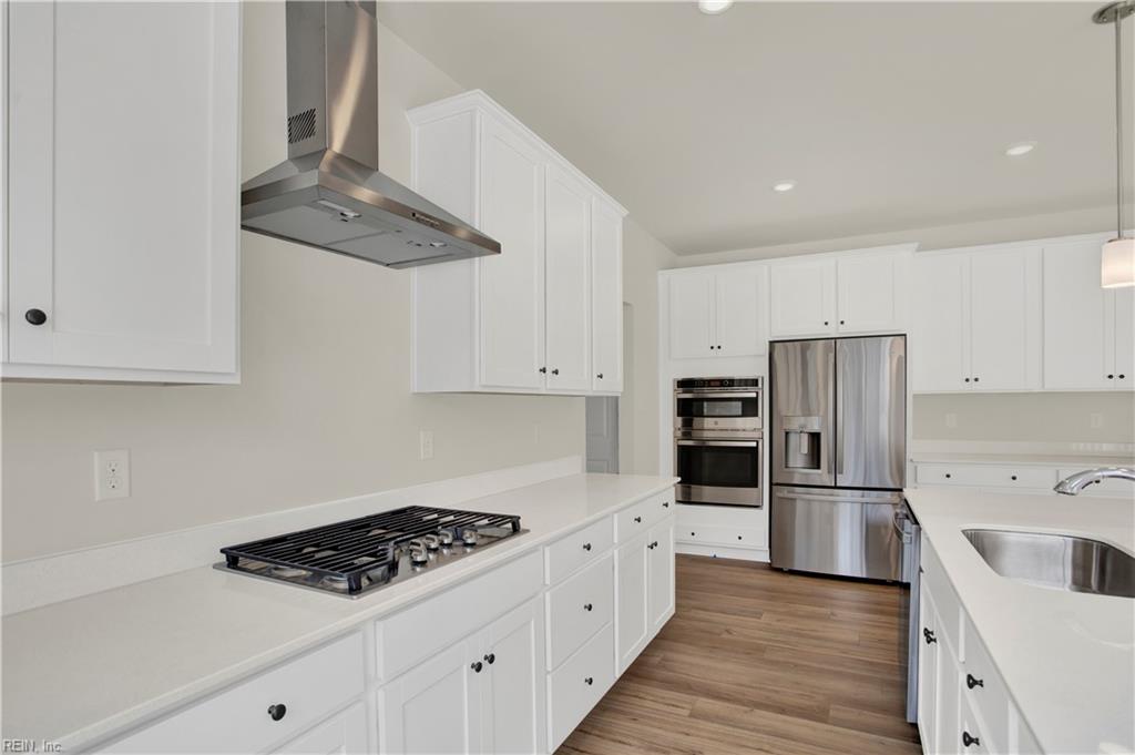 6304 Fawncrest Ln Property Photo 5