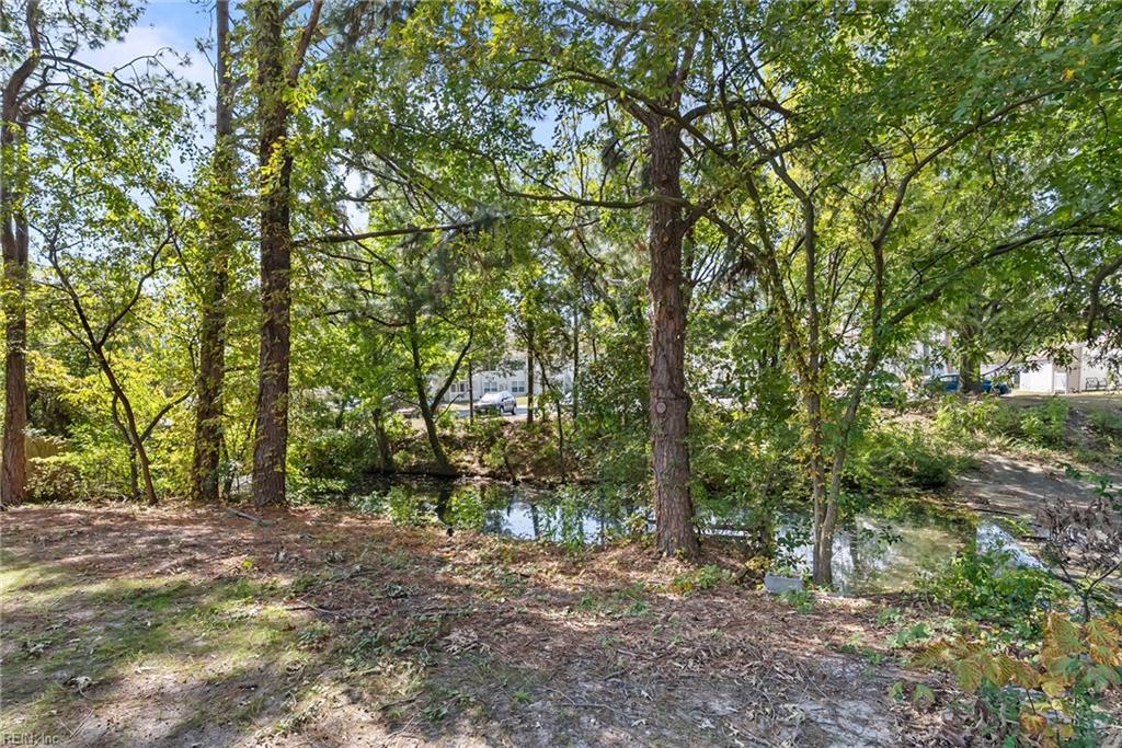 528 Woodlake Rd Rd Property Photo 31