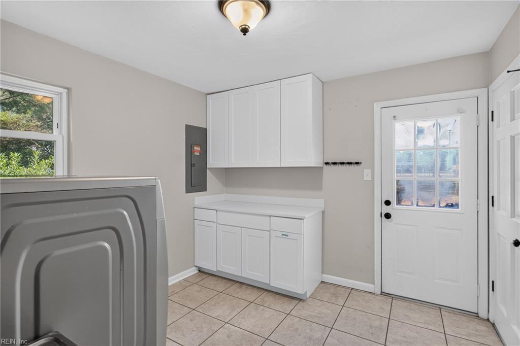 1905 Mariner Ct Property Photo 5