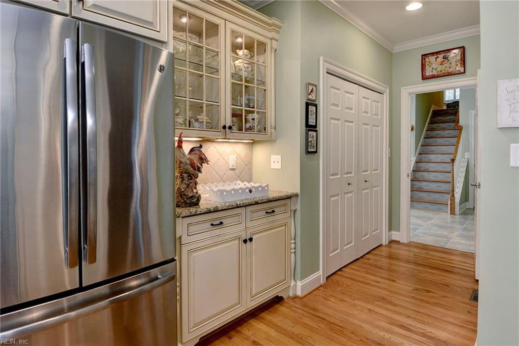 119 Portland Property Photo 12