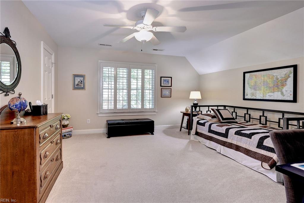119 Portland Property Photo 28