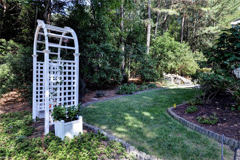 119 Portland Property Photo 32