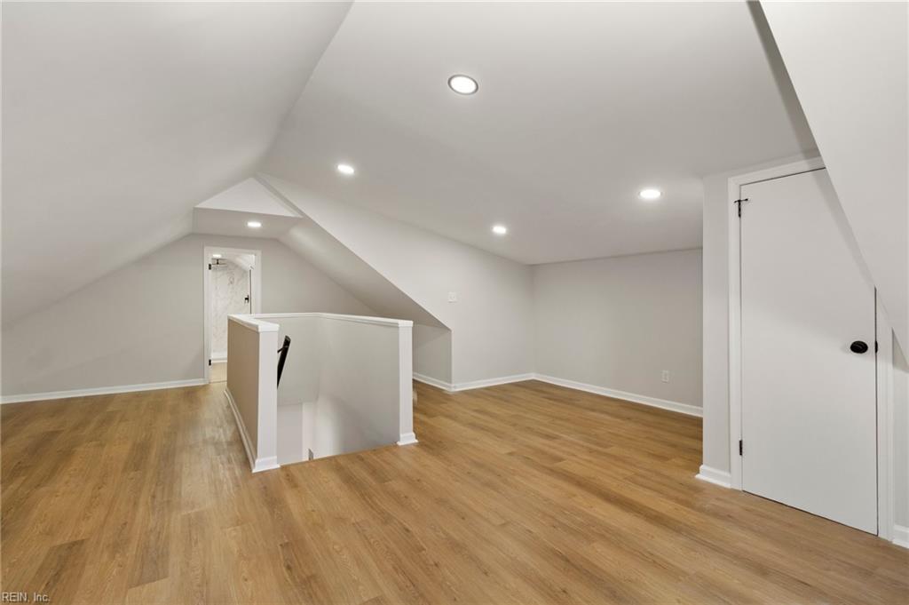 929 17th St Property Photo 12