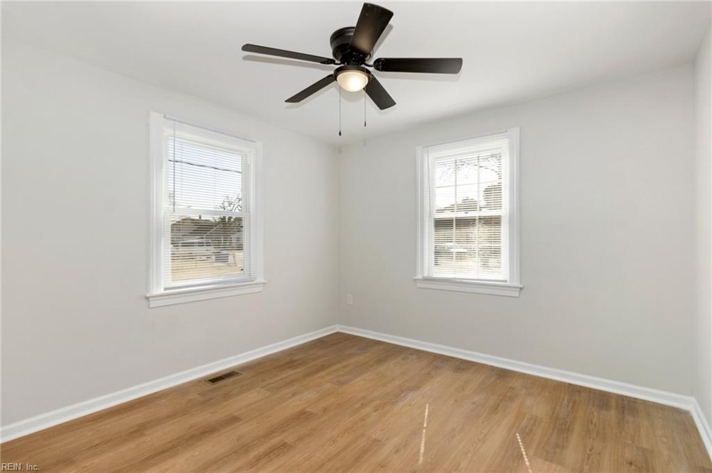 929 17th St Property Photo 15
