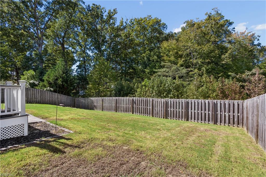214 Bethune Dr Property Photo 35