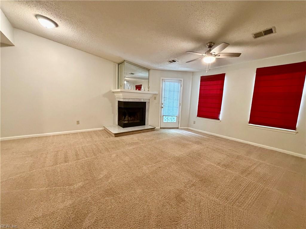 712 Inlet Quay Property Photo 3
