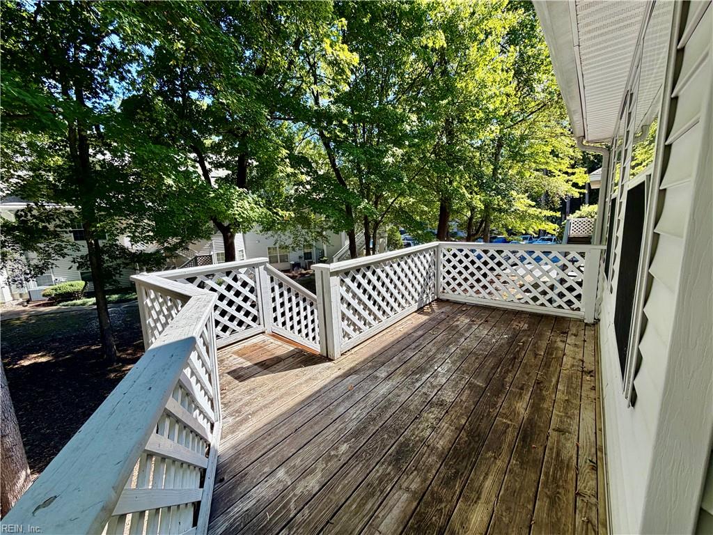 712 Inlet Quay Property Photo 18