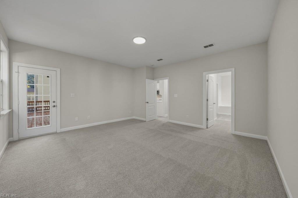 2820 Castling Xing Property Photo 10