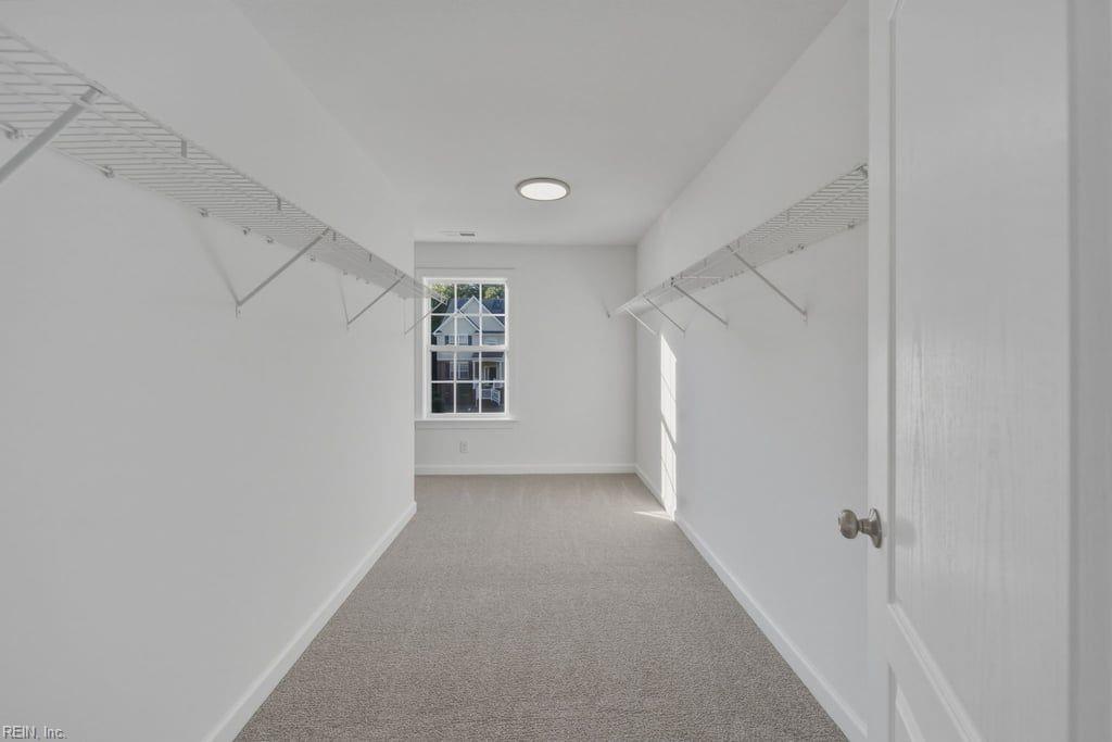 2820 Castling Xing Property Photo 18