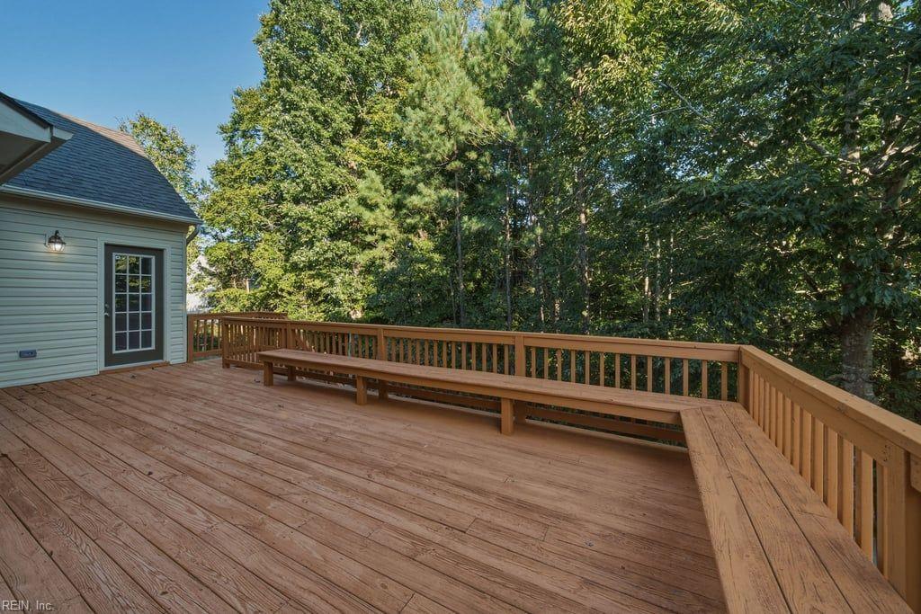 2820 Castling Xing Property Photo 31