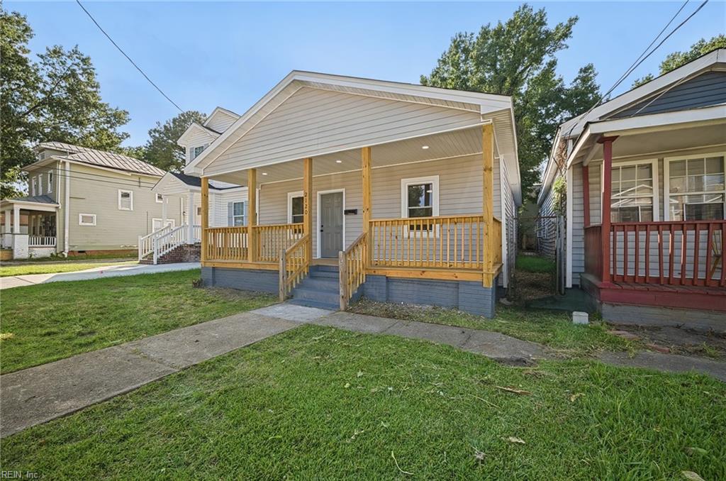 2120 Pearl St Property Photo 3