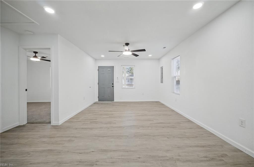 2120 Pearl St Property Photo 7