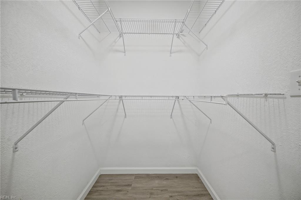 2120 Pearl St Property Photo 22