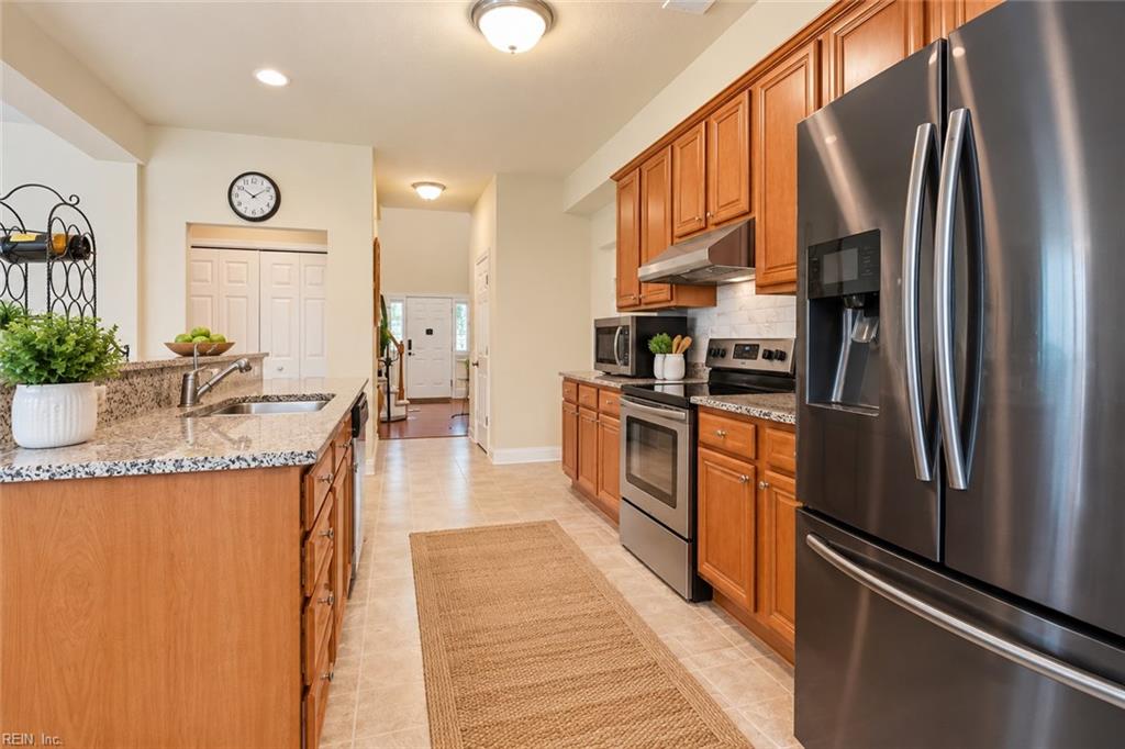 232 Wellington Cir Property Photo 10