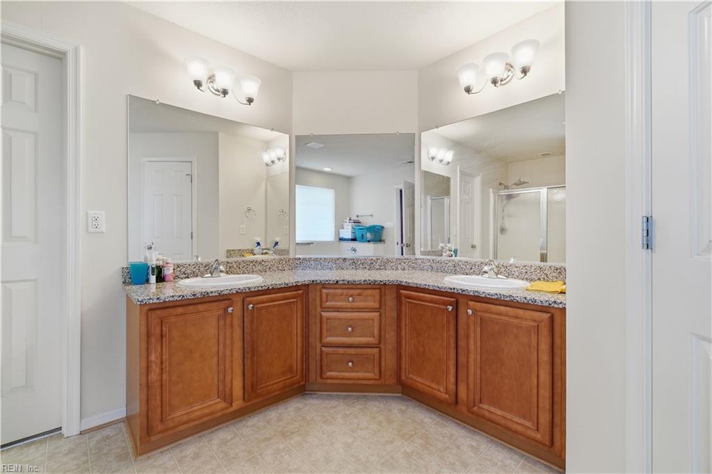 232 Wellington Cir Property Photo 23