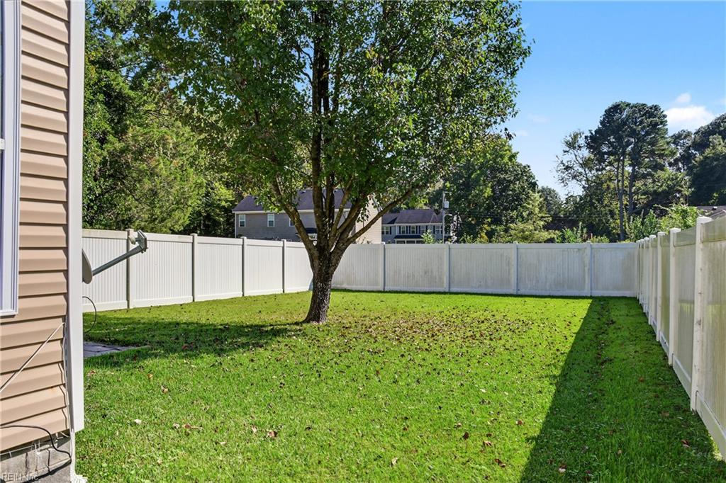 2223 Potters Rd Property Photo 7