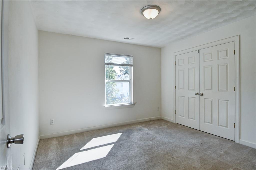 2223 Potters Rd Property Photo 9