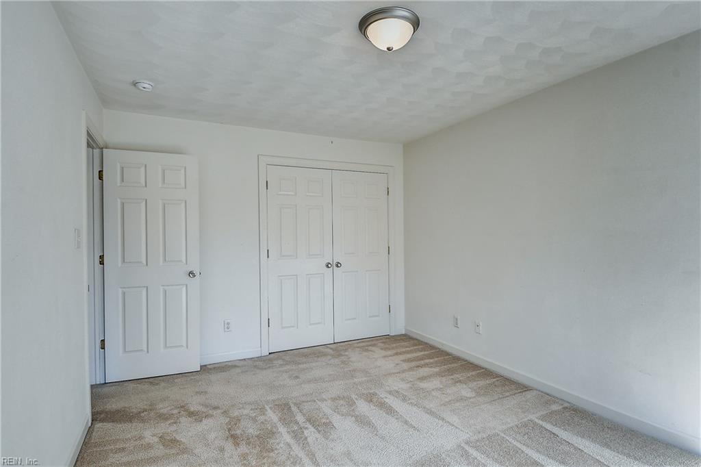 2223 Potters Rd Property Photo 12