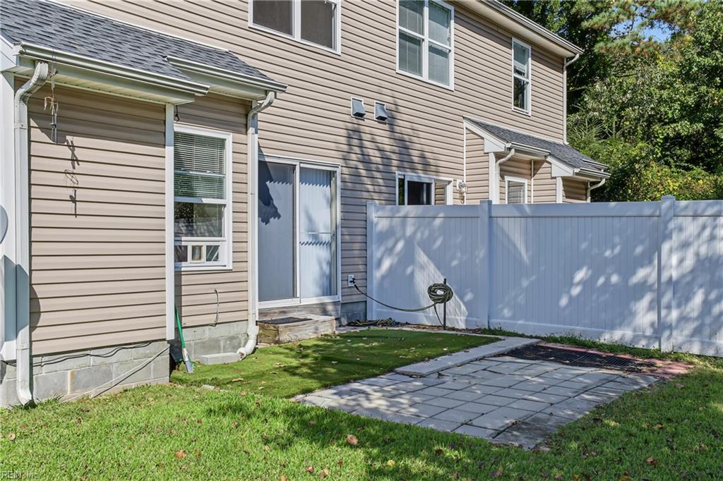2223 Potters Rd Property Photo 21