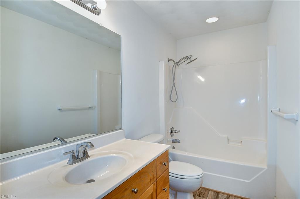 2223 Potters Rd Property Photo 26
