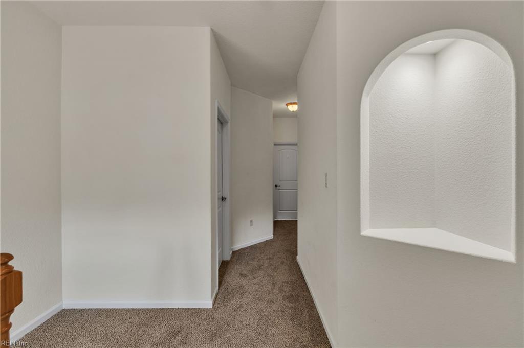 404 Tanners Green Ct Property Photo 16