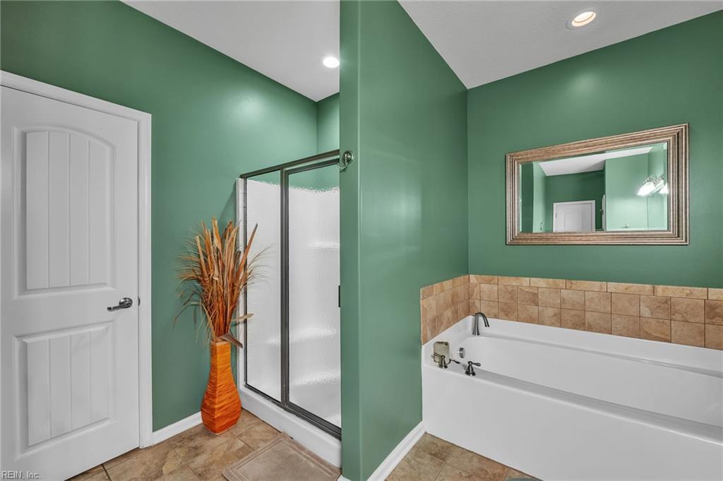 404 Tanners Green Ct Property Photo 25