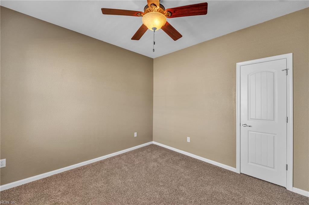 404 Tanners Green Ct Property Photo 31