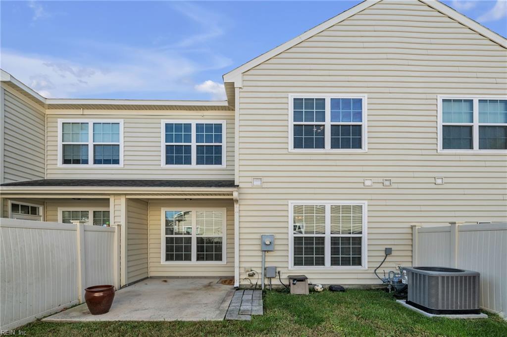 404 Tanners Green Ct Property Photo 34