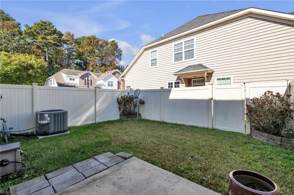 404 Tanners Green Ct Property Photo 35