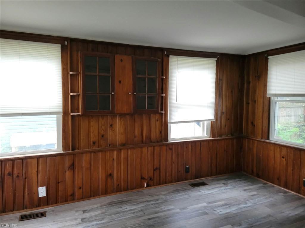 53 Decatur St Property Photo 12