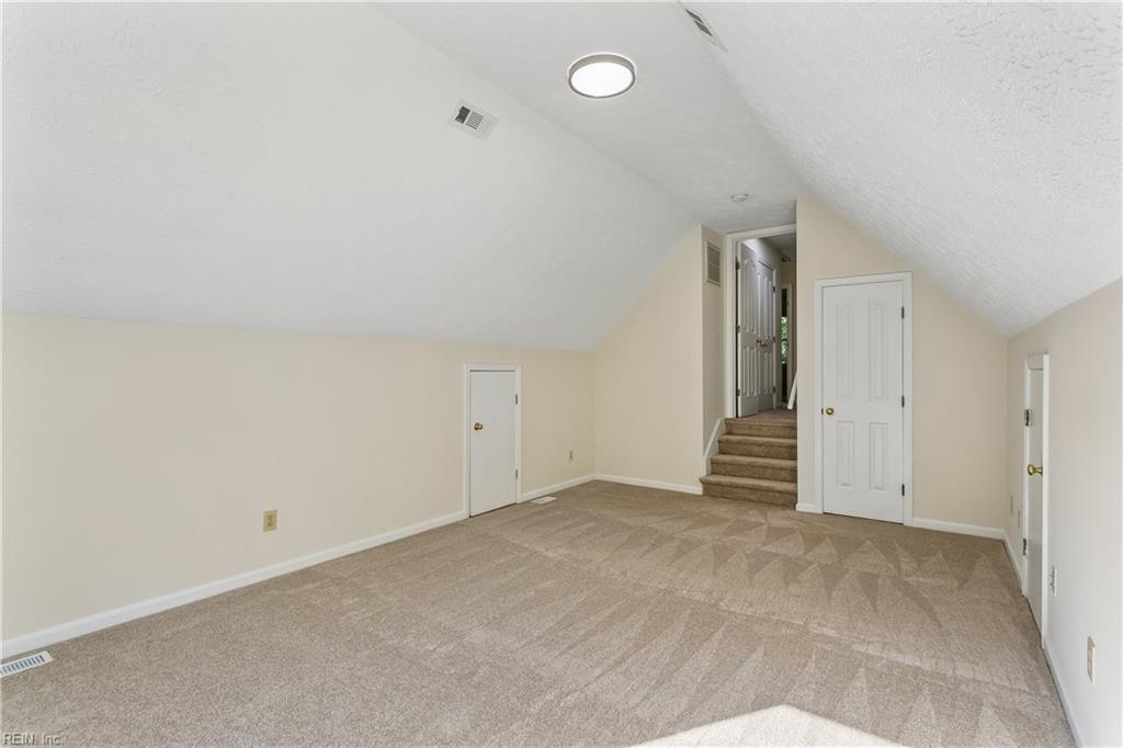 403 Gaines Way Property Photo 23