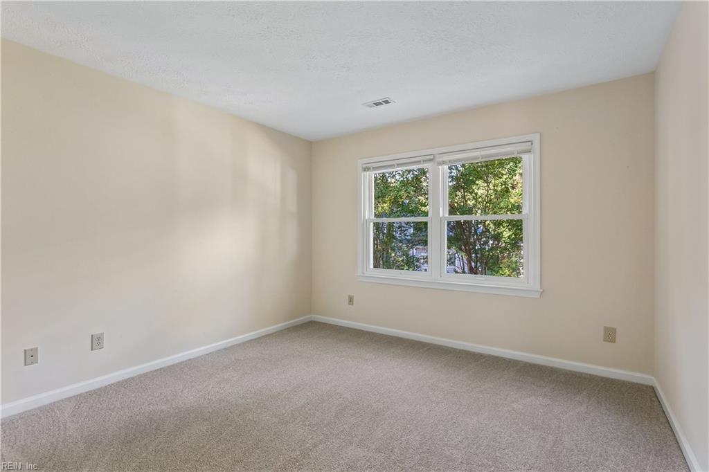 403 Gaines Way Property Photo 26