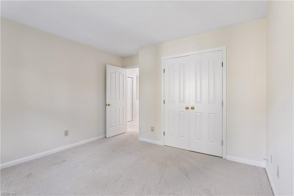 403 Gaines Way Property Photo 27