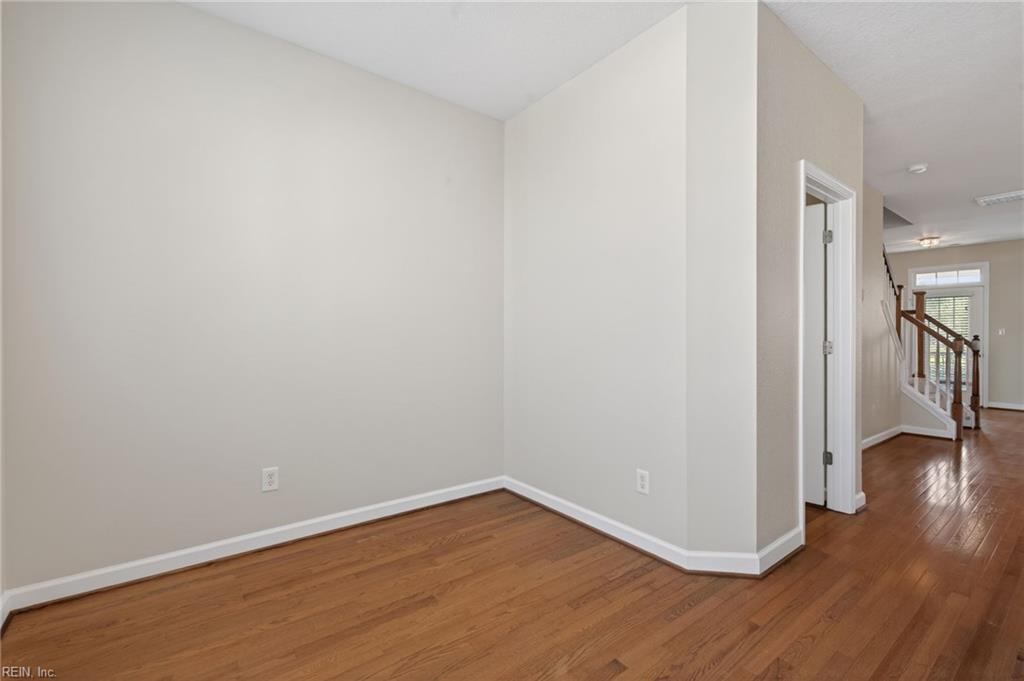 4840 Almandine Ave Property Photo 18