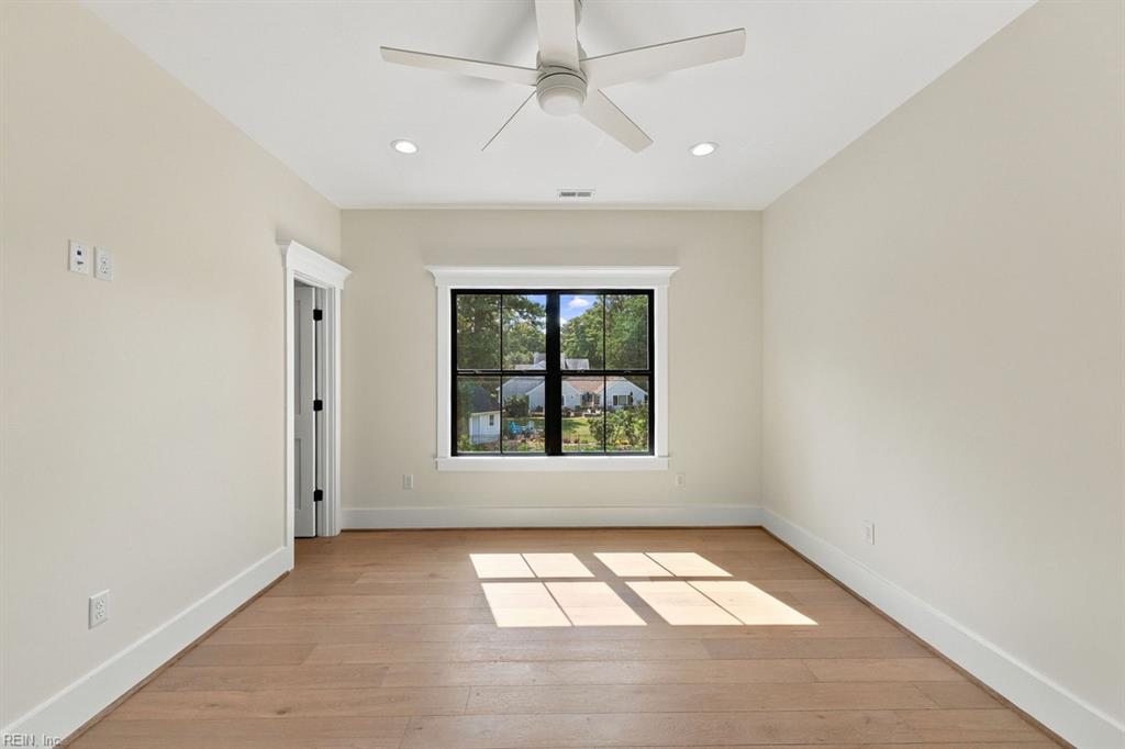 1121 Windsor Rd Property Photo 35